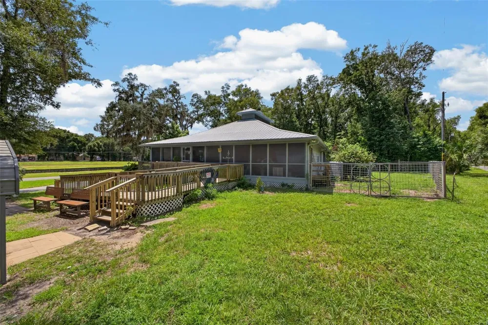 25717 TROON AVENUE Sorrento, FL 32776