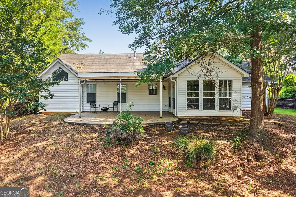 204 Spring CIR Stockbridge, GA 30281