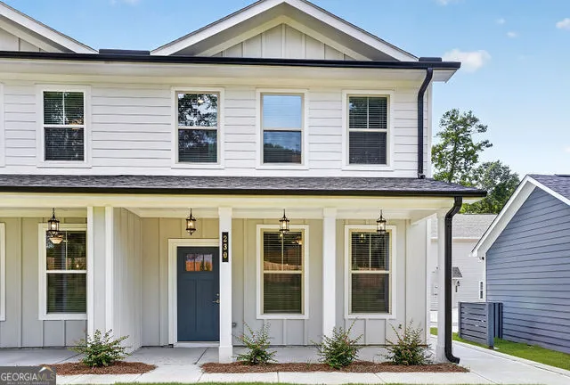 230 Maddux ST Fayetteville, GA 30214