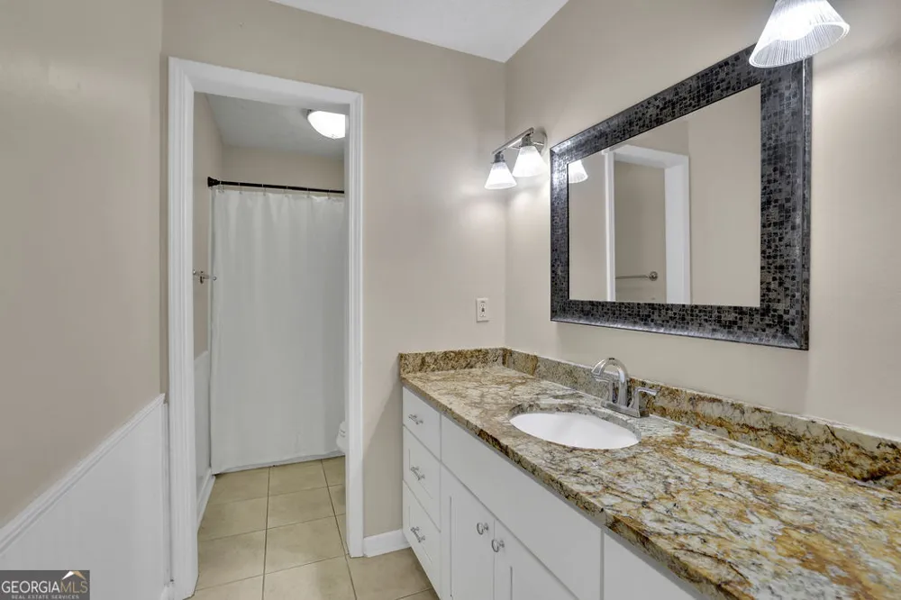 1677 Heritage DR Snellville, GA 30078
