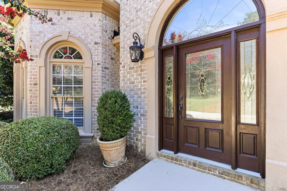 5359 Point South DR Gainesville, GA 30504