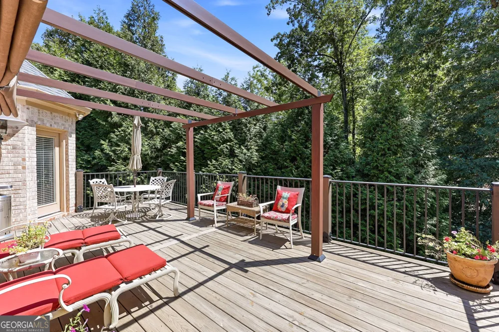 5359 Point South DR Gainesville, GA 30504