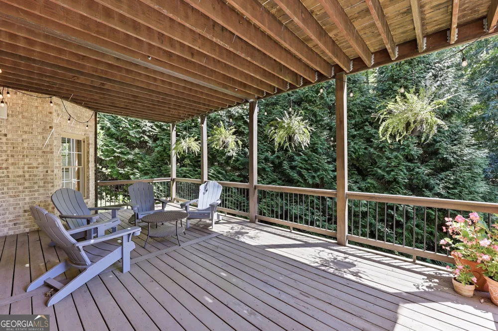 5359 Point South DR Gainesville, GA 30504