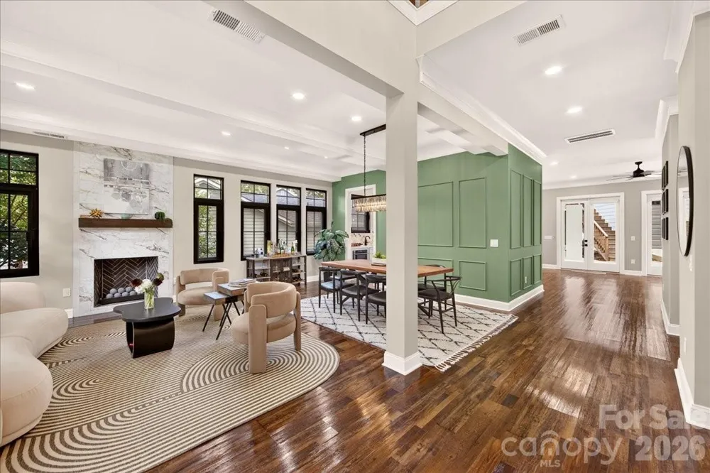 2200 Stratford Avenue Charlotte, NC 28205