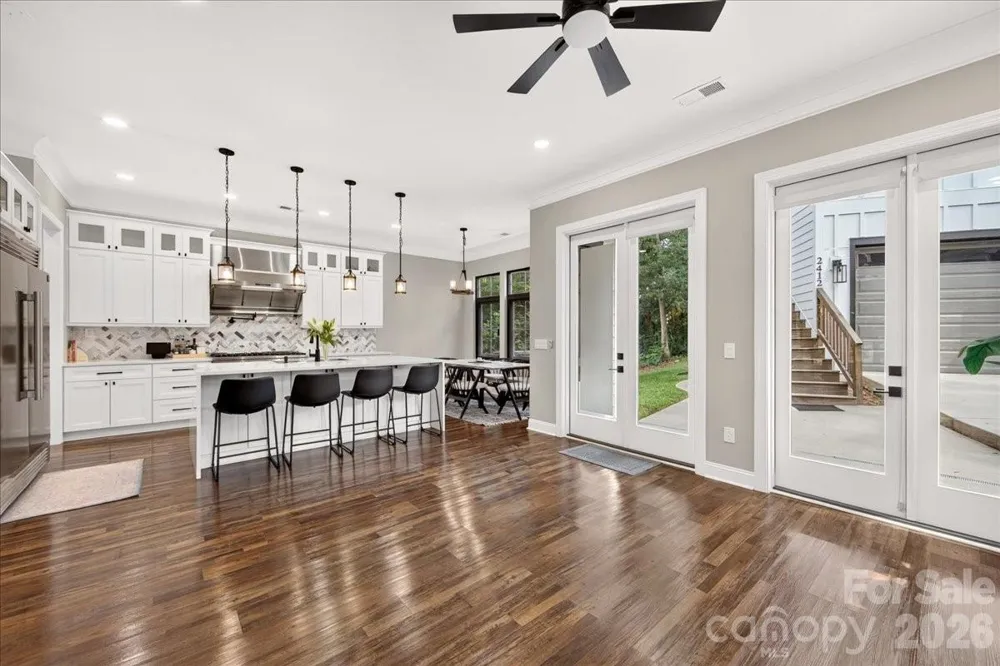 2200 Stratford Avenue Charlotte, NC 28205