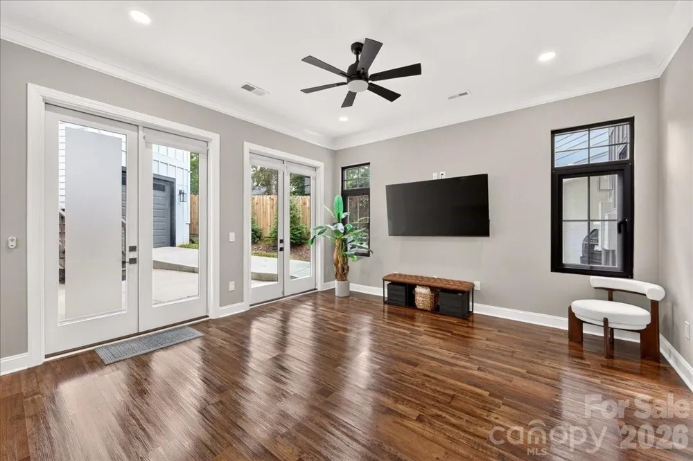 2200 Stratford Avenue Charlotte, NC 28205