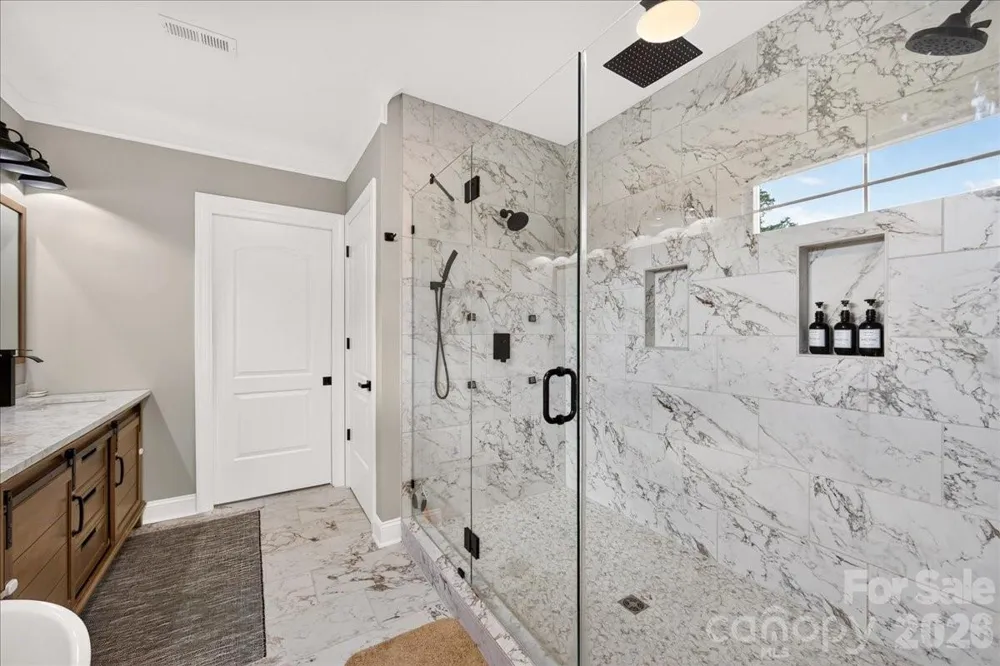 2200 Stratford Avenue Charlotte, NC 28205