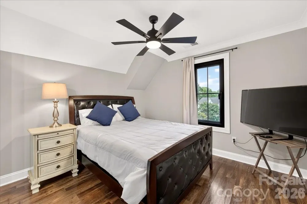 2200 Stratford Avenue Charlotte, NC 28205