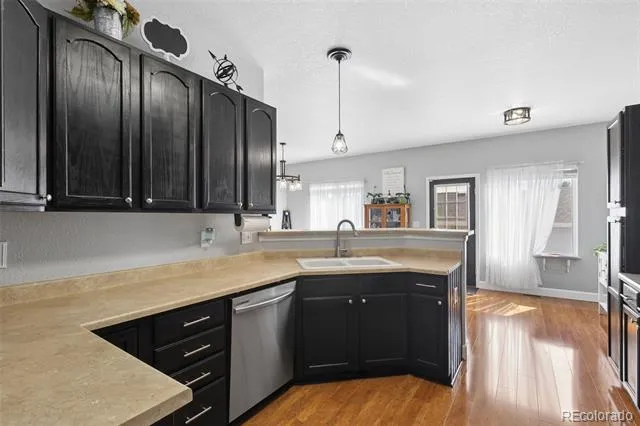 2028 St James Drive Colorado Springs, CO 80910