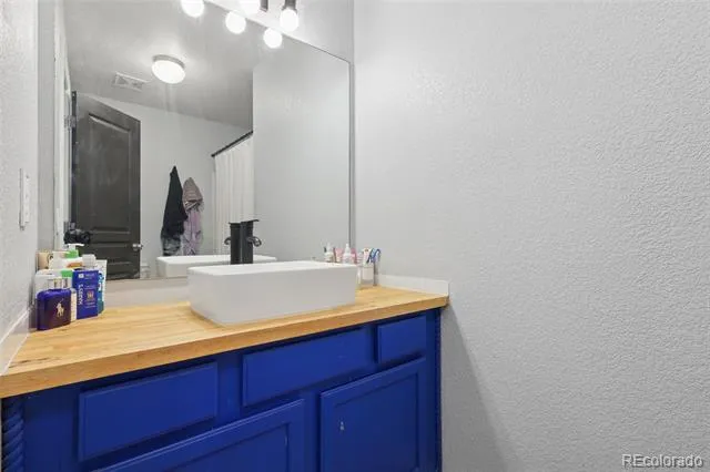 2028 St James Drive Colorado Springs, CO 80910