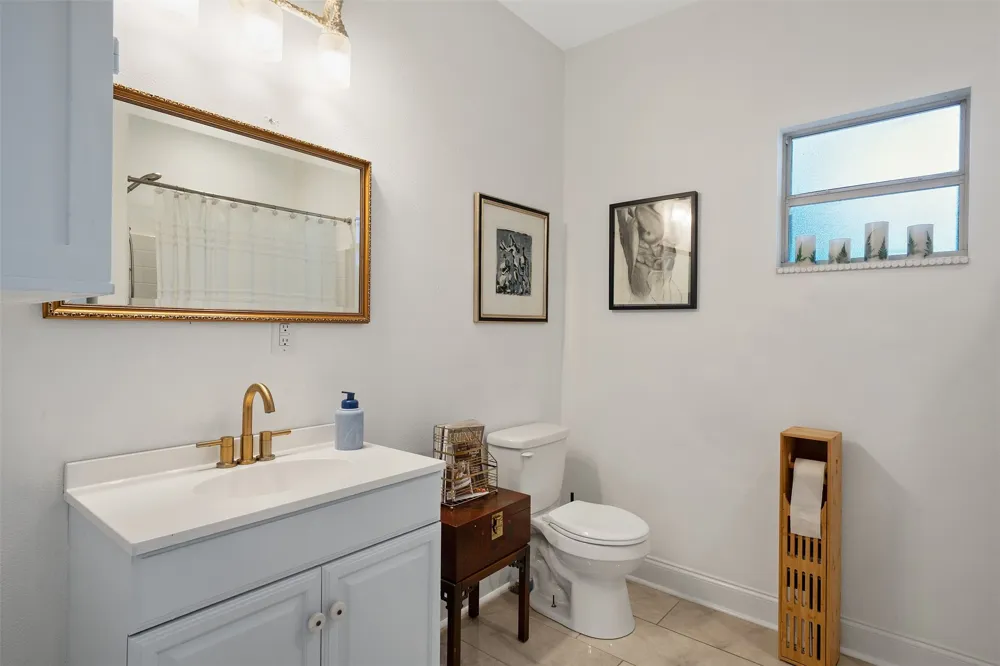 629 El Paso Bullard, TX 75757