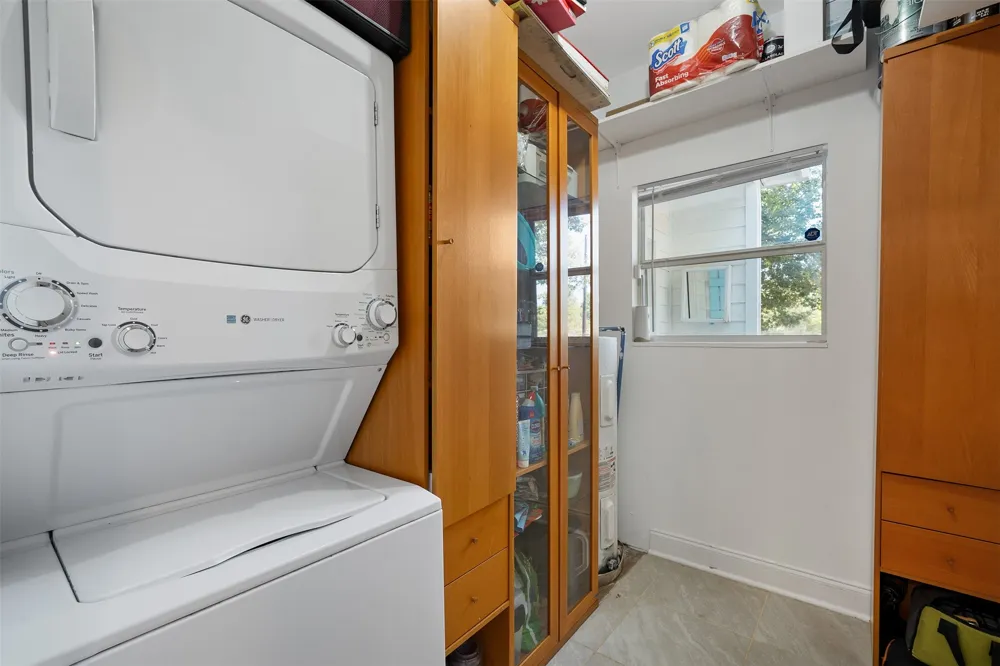 629 El Paso Bullard, TX 75757