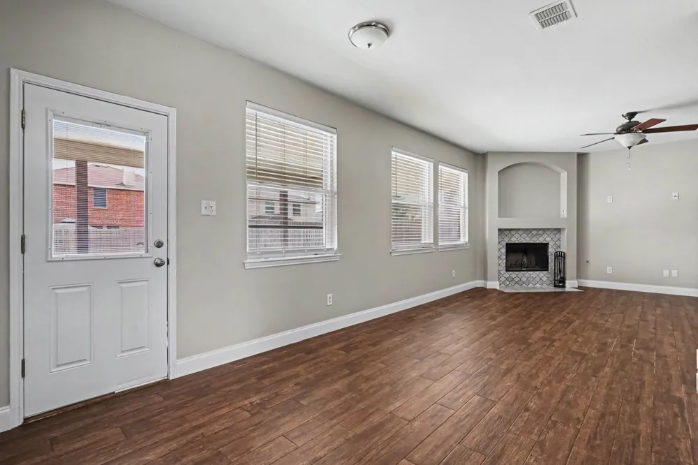 5400 Sonoma Drive Fort Worth, TX 76244