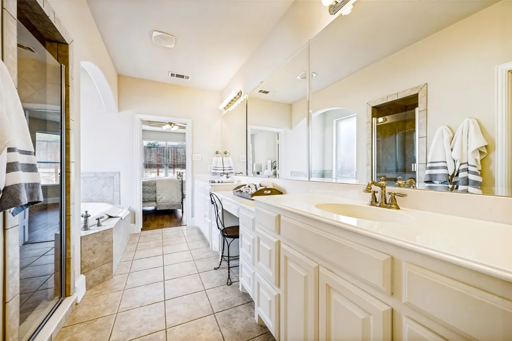 205 THISTLE Ridge Denton, TX 76210