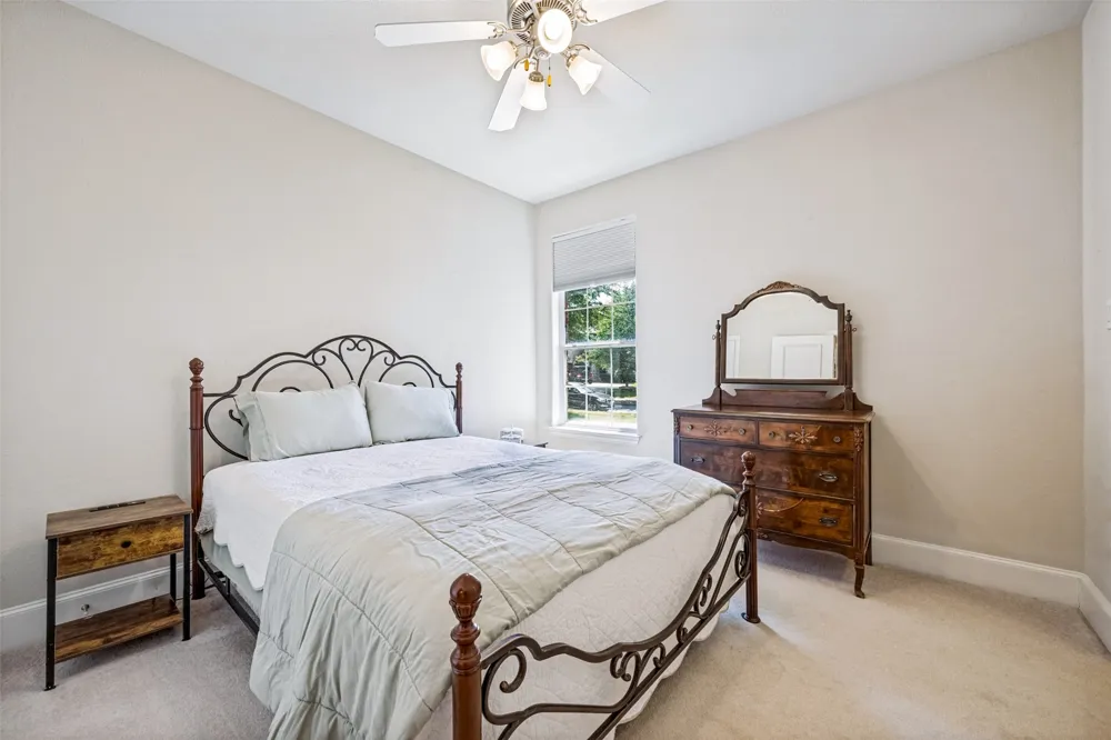 205 THISTLE Ridge Denton, TX 76210