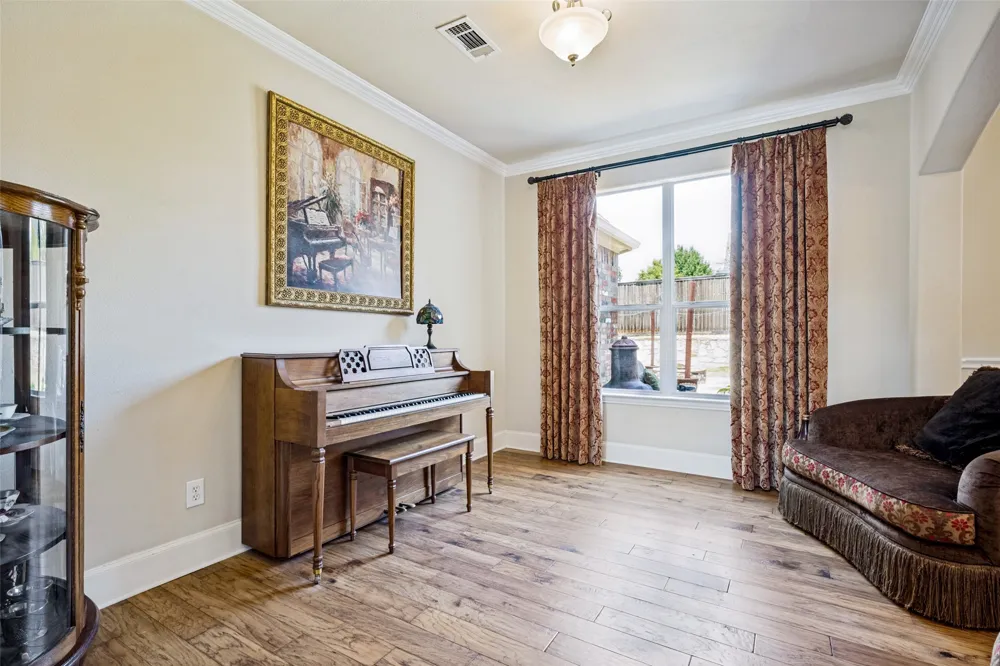 205 THISTLE Ridge Denton, TX 76210