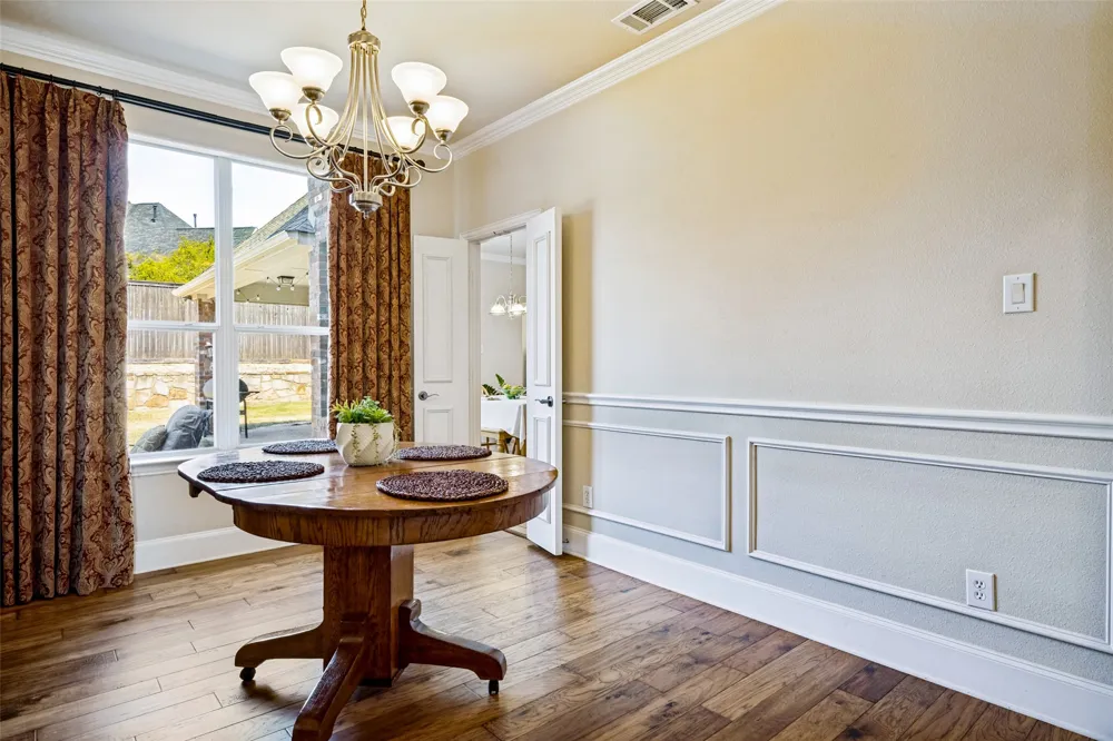 205 THISTLE Ridge Denton, TX 76210