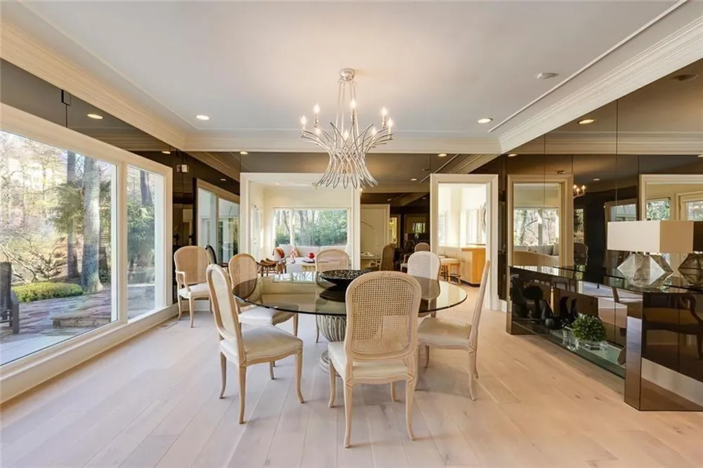 325 Riverhall Court Sandy Springs, GA 30350