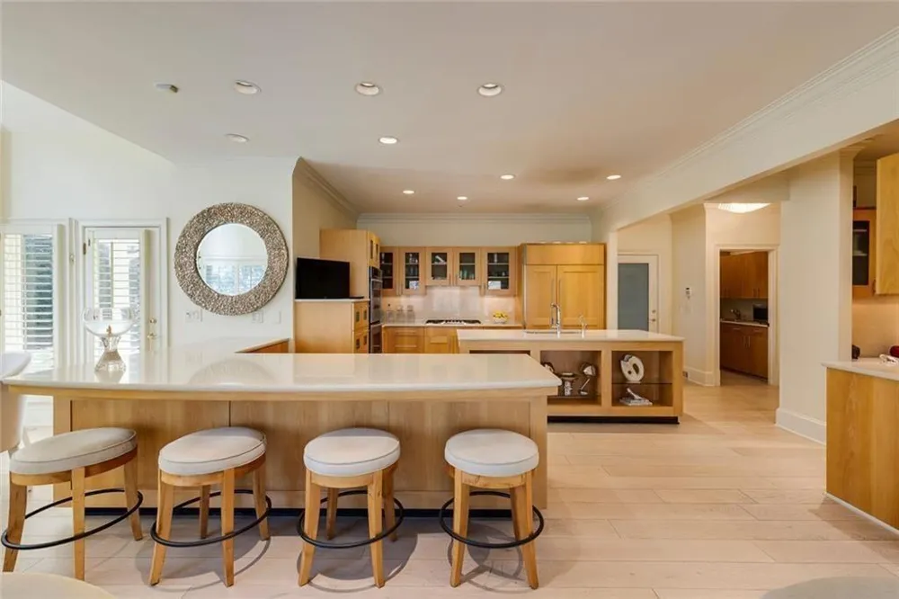 325 Riverhall Court Sandy Springs, GA 30350