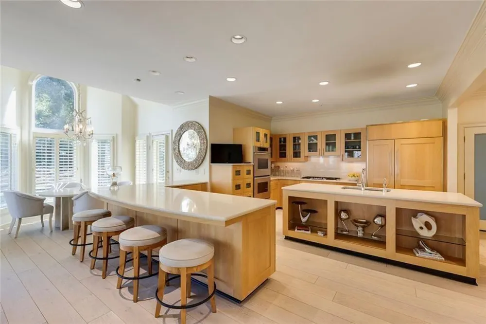 325 Riverhall Court Sandy Springs, GA 30350