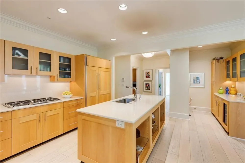 325 Riverhall Court Sandy Springs, GA 30350