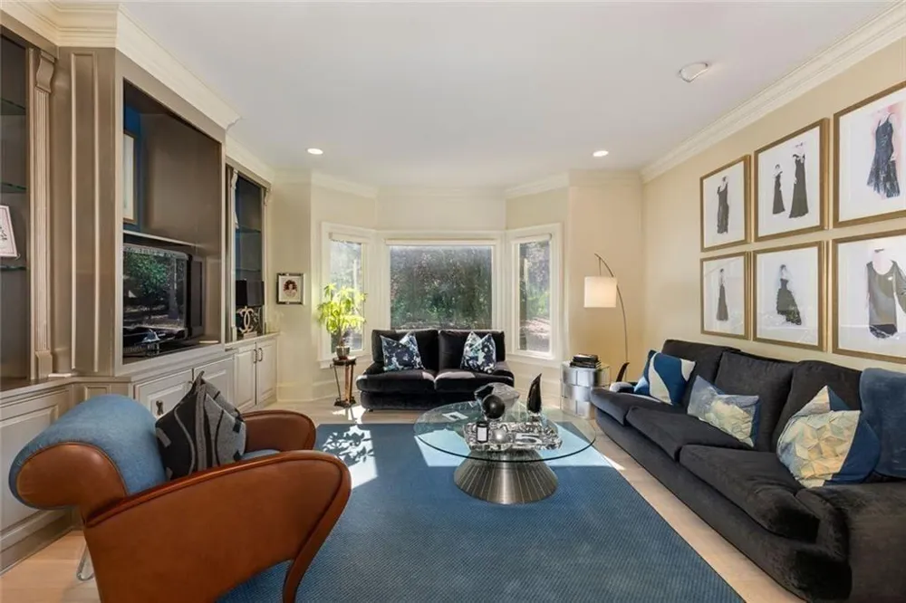 325 Riverhall Court Sandy Springs, GA 30350