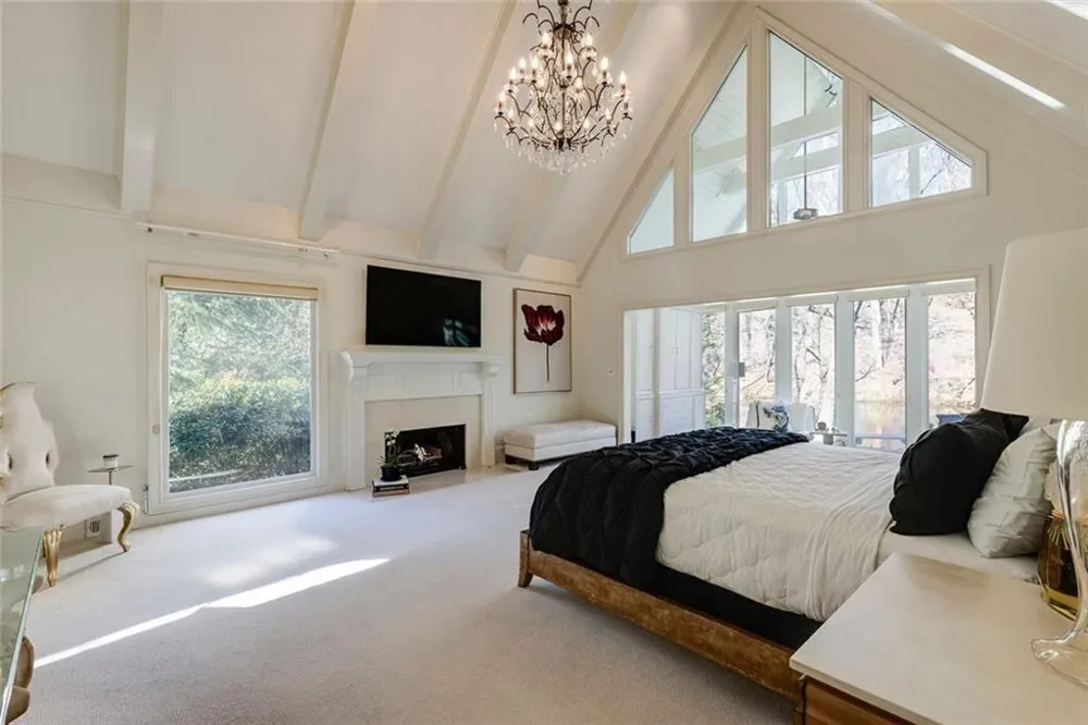 325 Riverhall Court Sandy Springs, GA 30350