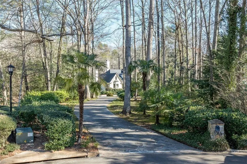 325 Riverhall Court Sandy Springs, GA 30350