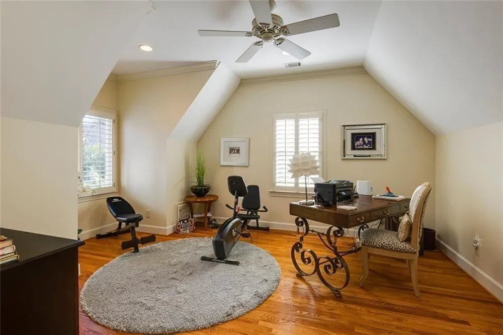 325 Riverhall Court Sandy Springs, GA 30350