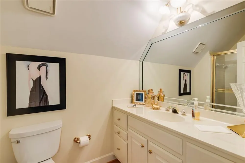 325 Riverhall Court Sandy Springs, GA 30350