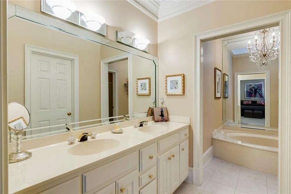 325 Riverhall Court Sandy Springs, GA 30350