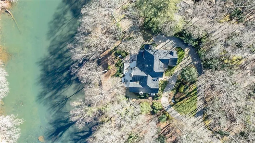325 Riverhall Court Sandy Springs, GA 30350