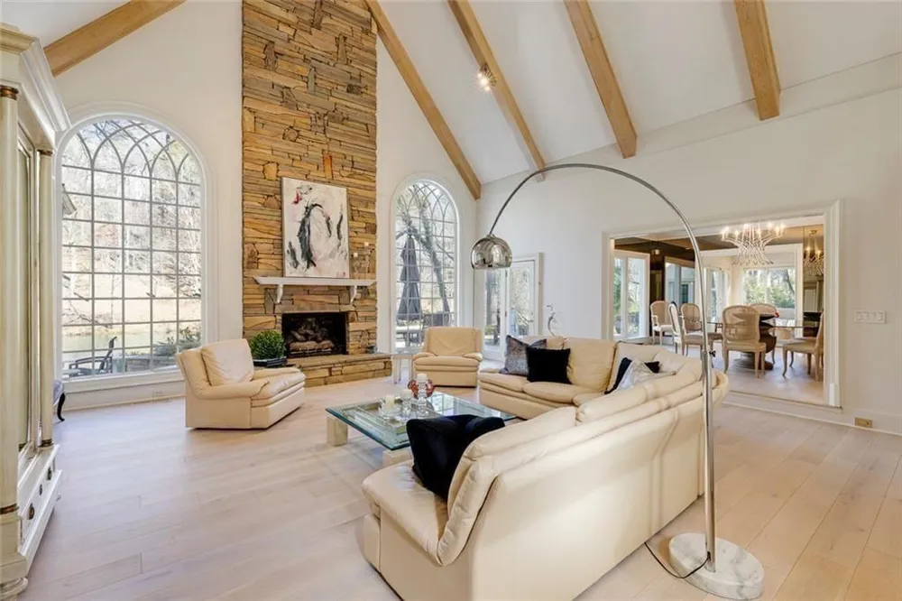 325 Riverhall Court Sandy Springs, GA 30350