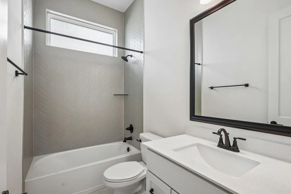 2327 Garden Arbor Tomball, TX 77375