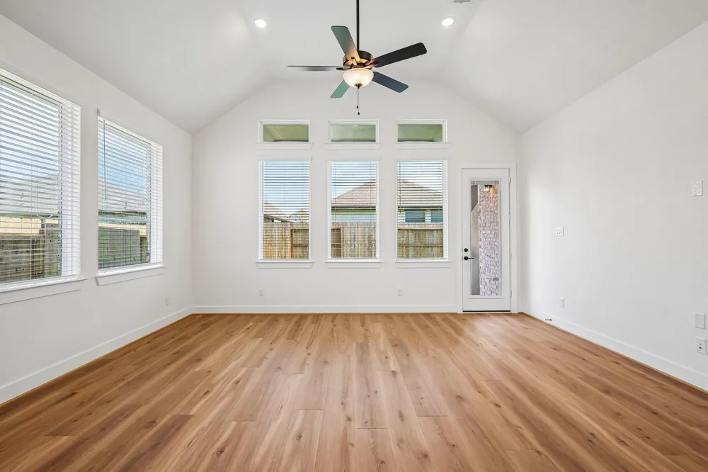 2327 Garden Arbor Tomball, TX 77375