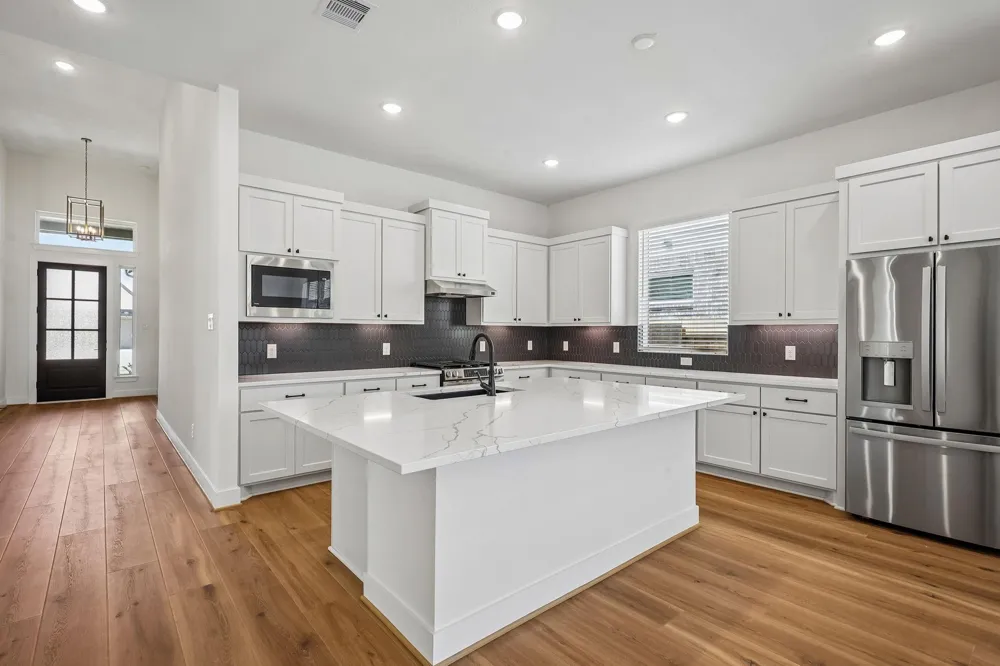 2327 Garden Arbor Tomball, TX 77375