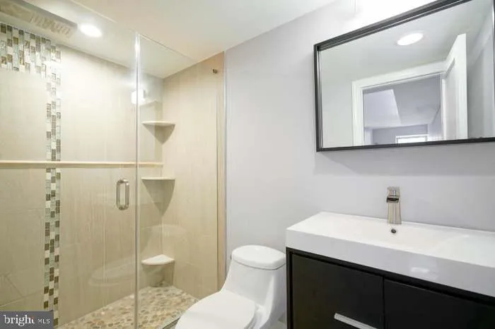 801 17TH STREET #2 Philadelphia, PA 19130