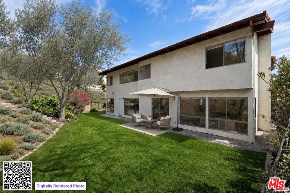 2537 Cordelia Road Los Angeles, CA 90049