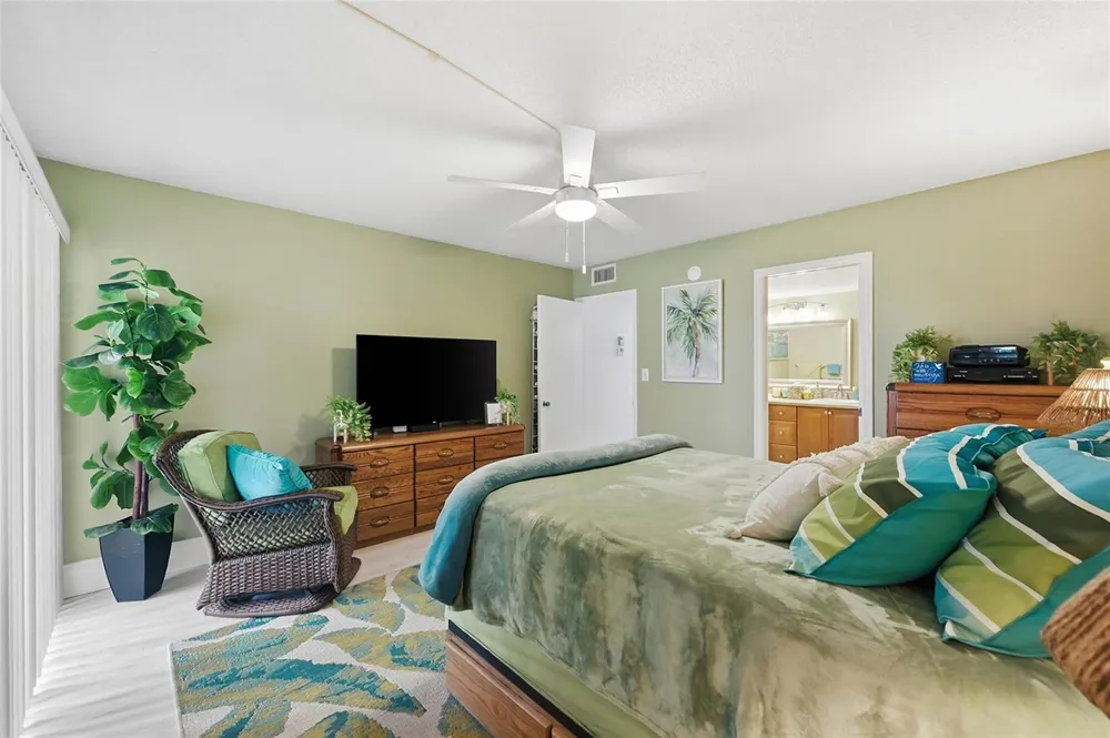 3003 Portofino Isle #B2 Coconut Creek, FL 33066