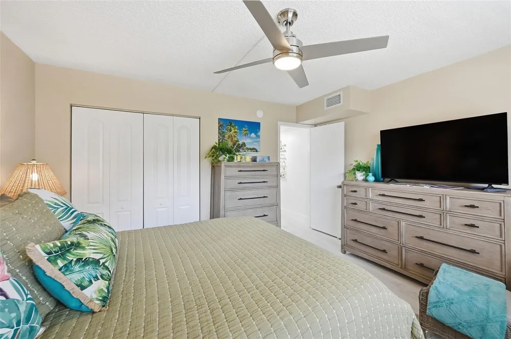 3003 Portofino Isle #B2 Coconut Creek, FL 33066