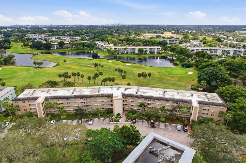 3003 Portofino Isle #B2 Coconut Creek, FL 33066