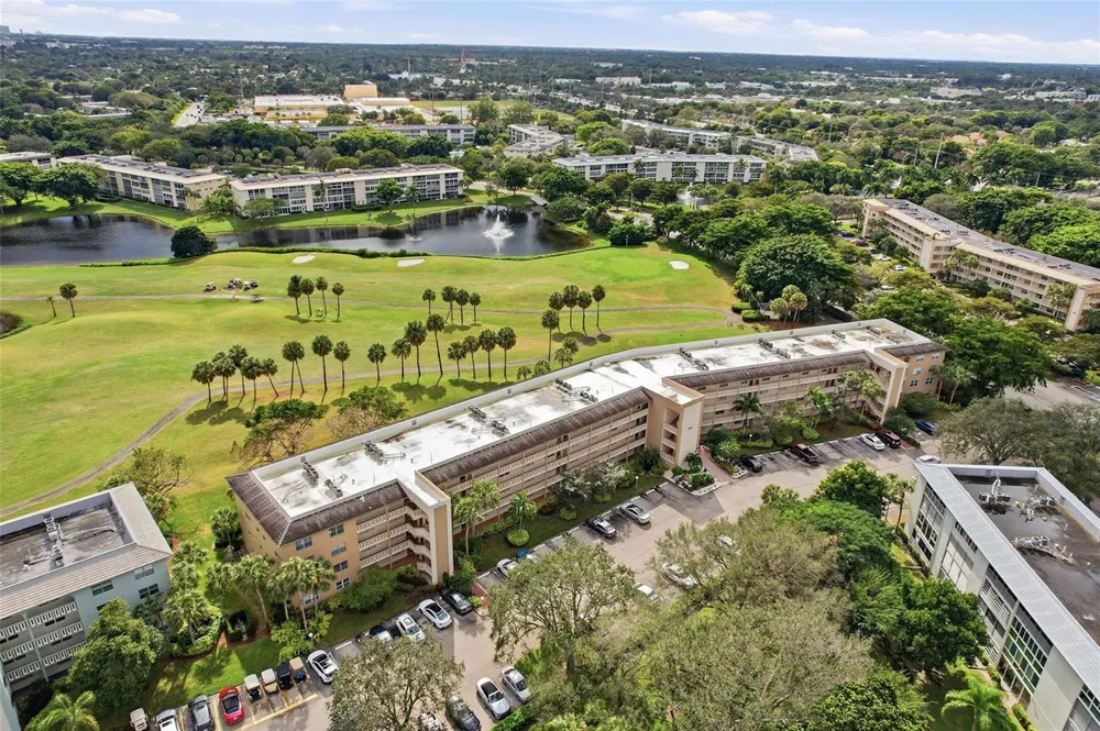 3003 Portofino Isle #B2 Coconut Creek, FL 33066