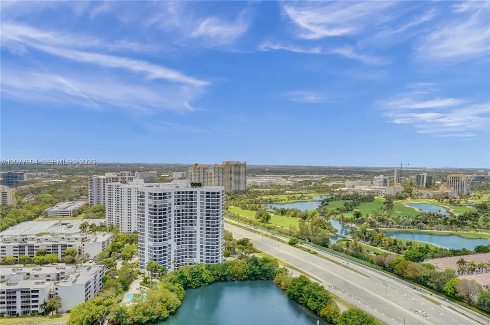 3500 MYSTIC POINTE DR #2202 Aventura, FL 33180