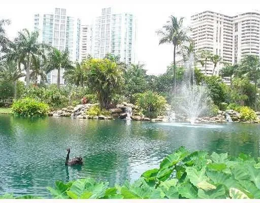 3500 MYSTIC POINTE DR #2202 Aventura, FL 33180