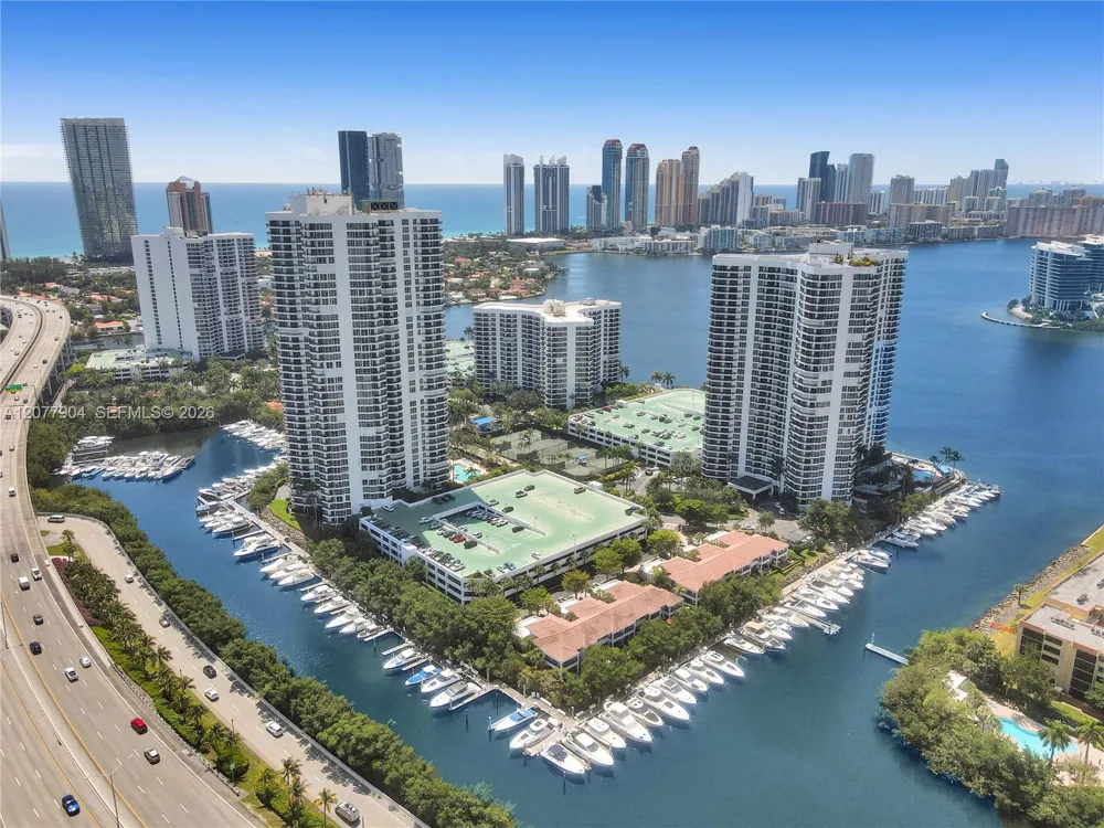 3500 MYSTIC POINTE DR #2202 Aventura, FL 33180