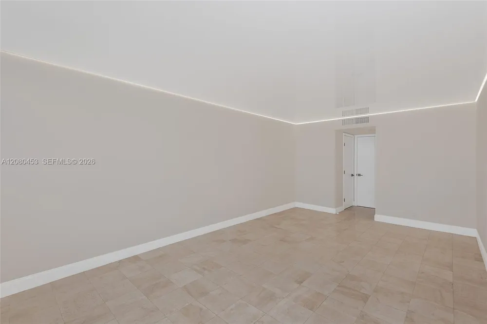1904 S Ocean Dr #1807 Hallandale Beach, FL 33009
