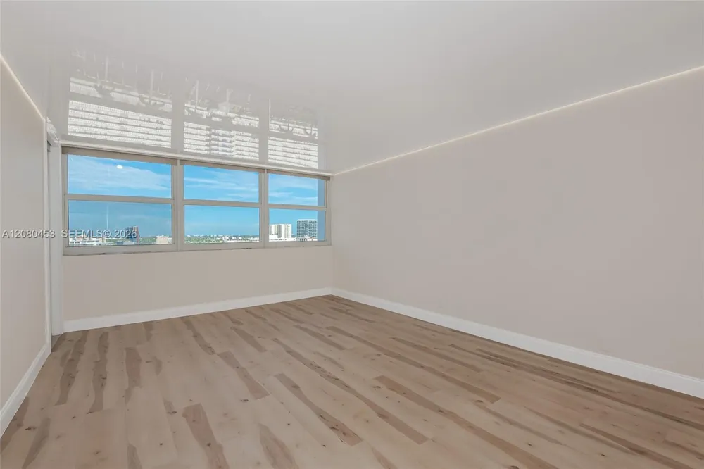 1904 S Ocean Dr #1807 Hallandale Beach, FL 33009