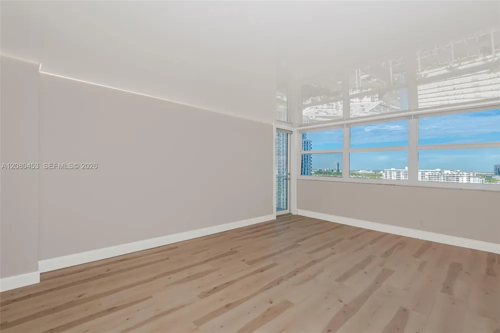 1904 S Ocean Dr #1807 Hallandale Beach, FL 33009