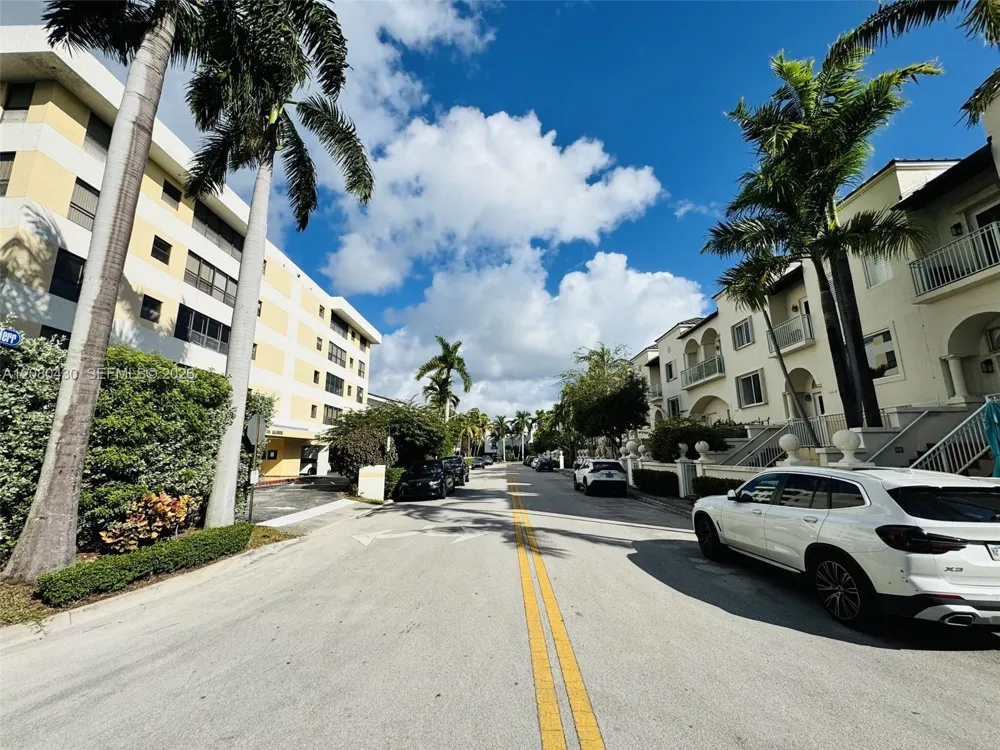 10000 Bay Harbor Ter #201-A Bay Harbor Islands, FL 33154