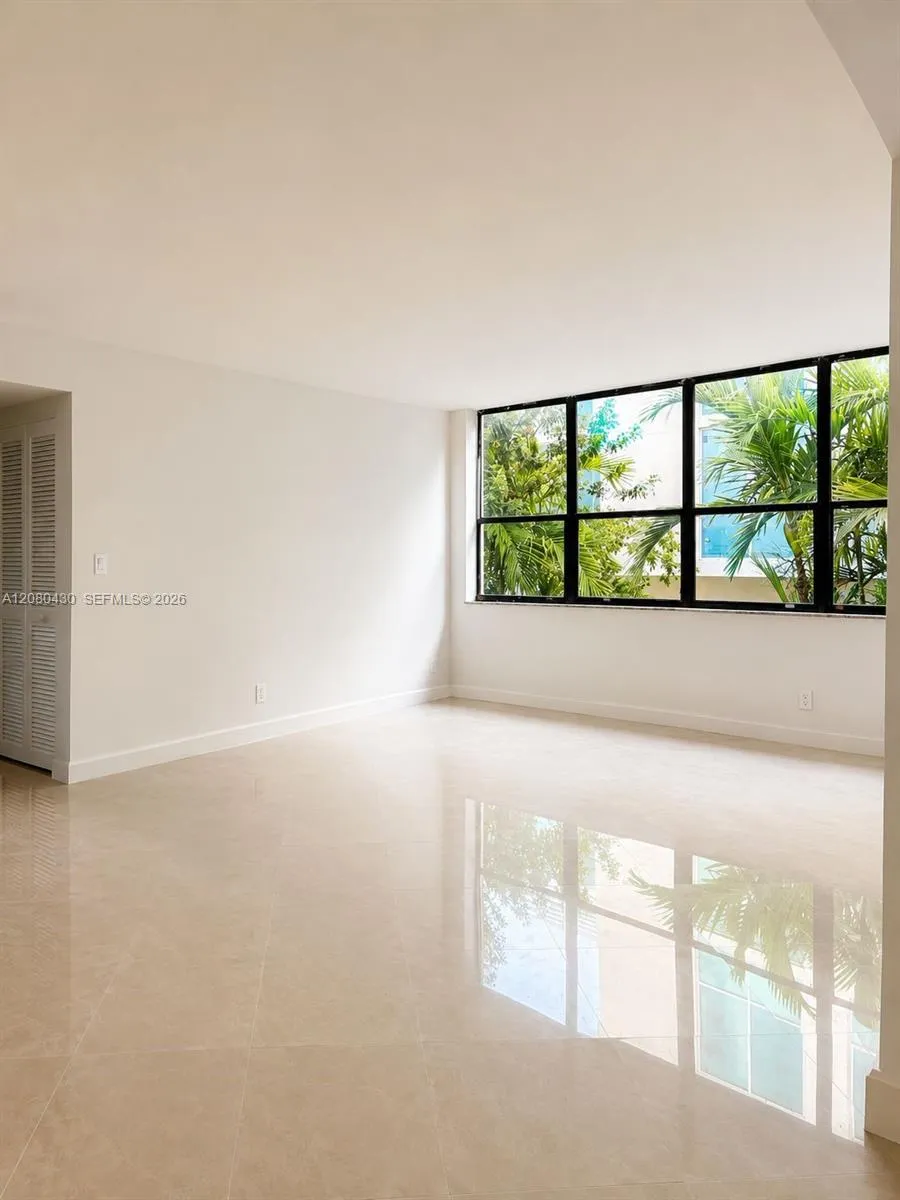 10000 Bay Harbor Ter #201-A Bay Harbor Islands, FL 33154